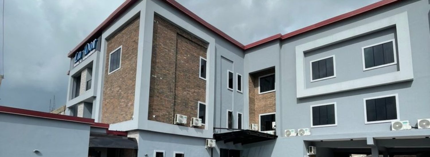 Lador hotel and apartment